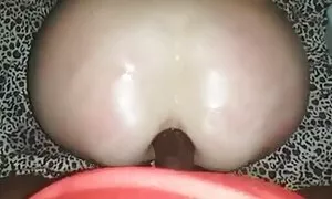 2018 වසරේ හොඳම බිරිඳ ...