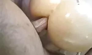 ක්‍රීම්පි සමඟ ගුද වි ...
