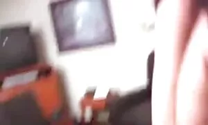 විශාල බූරුවෙක්, ගුද  ...